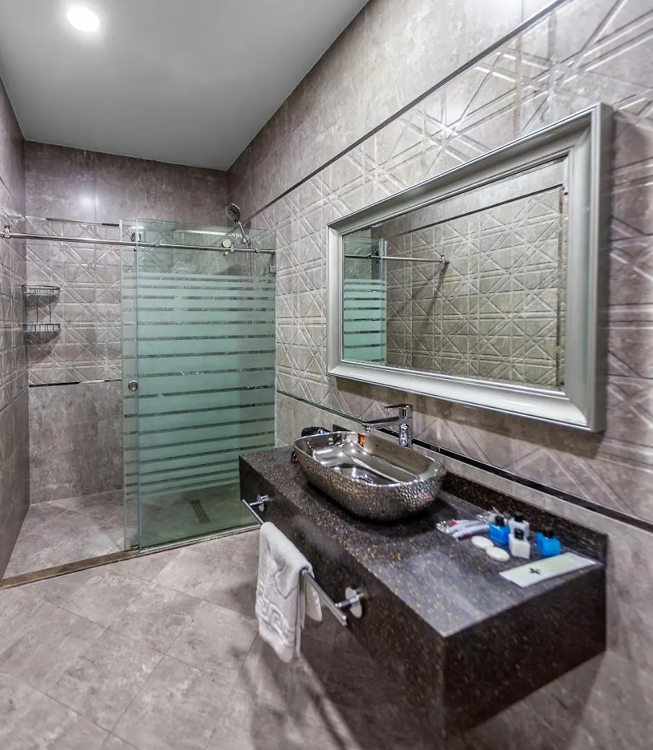 Manor Luxury Hotel 바쿠